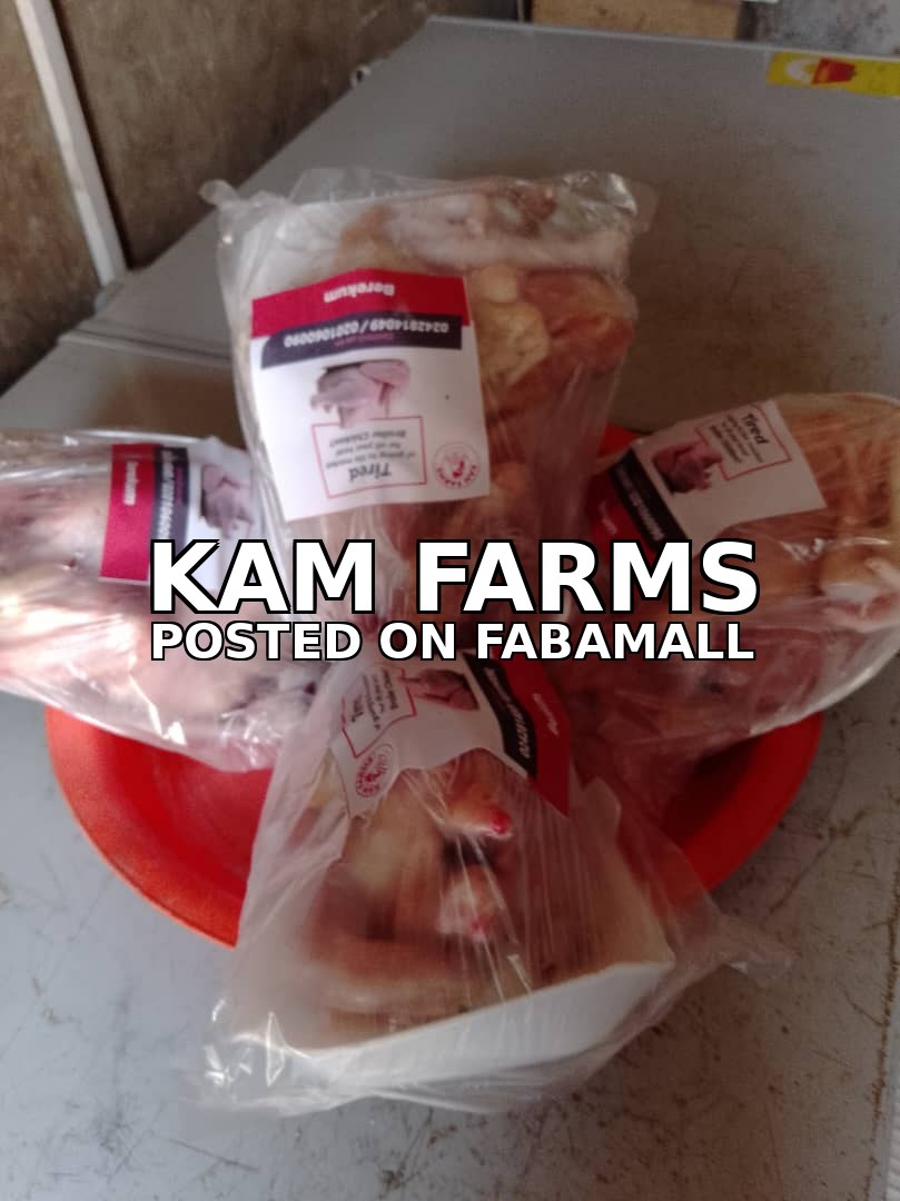 Chicken for sale in Ghana — 1