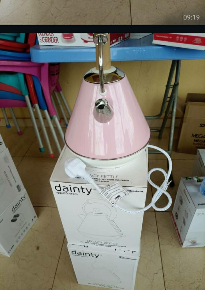 Dainty Legacy Electric Kettle