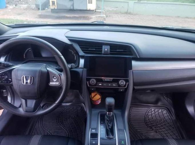 2017 Honda Civic image