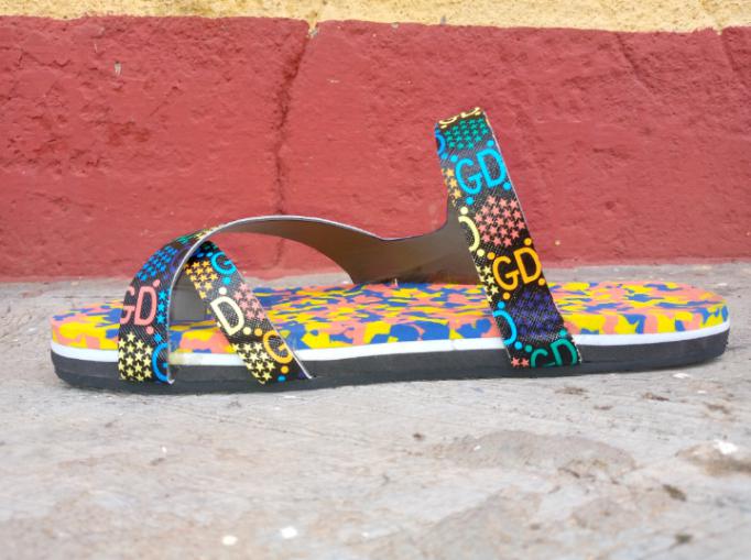 Unisex slippers Drobo Ghana