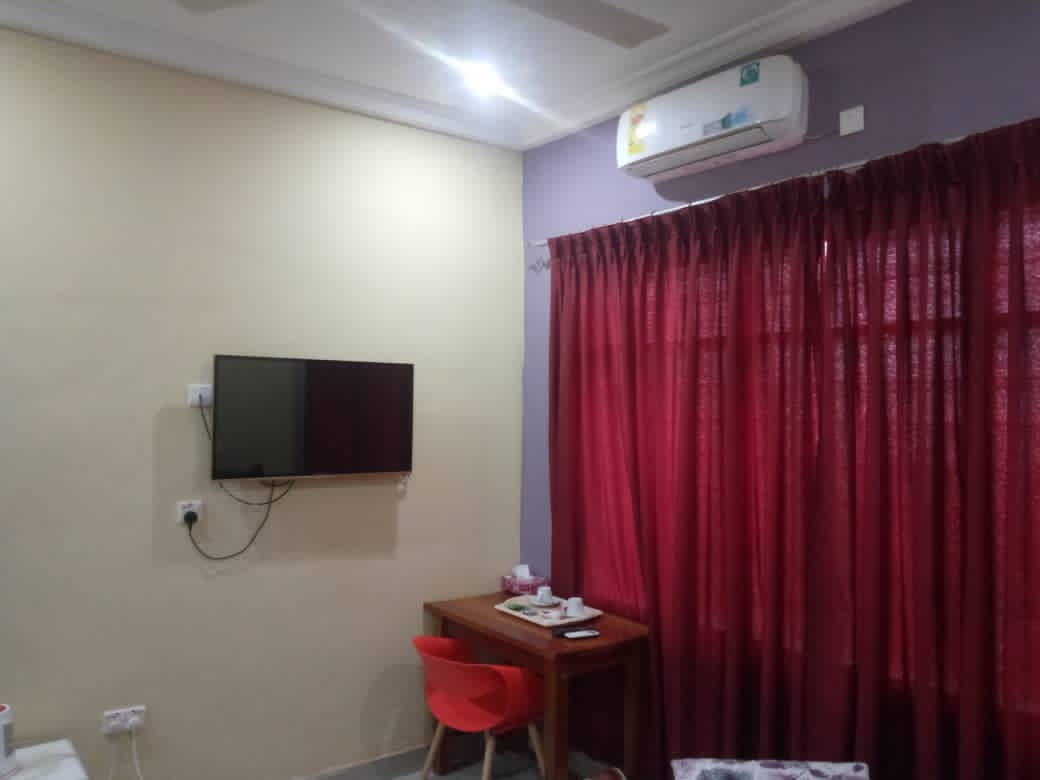 Deluxe Room in Kissiwaa Guest House Drobo Ghana