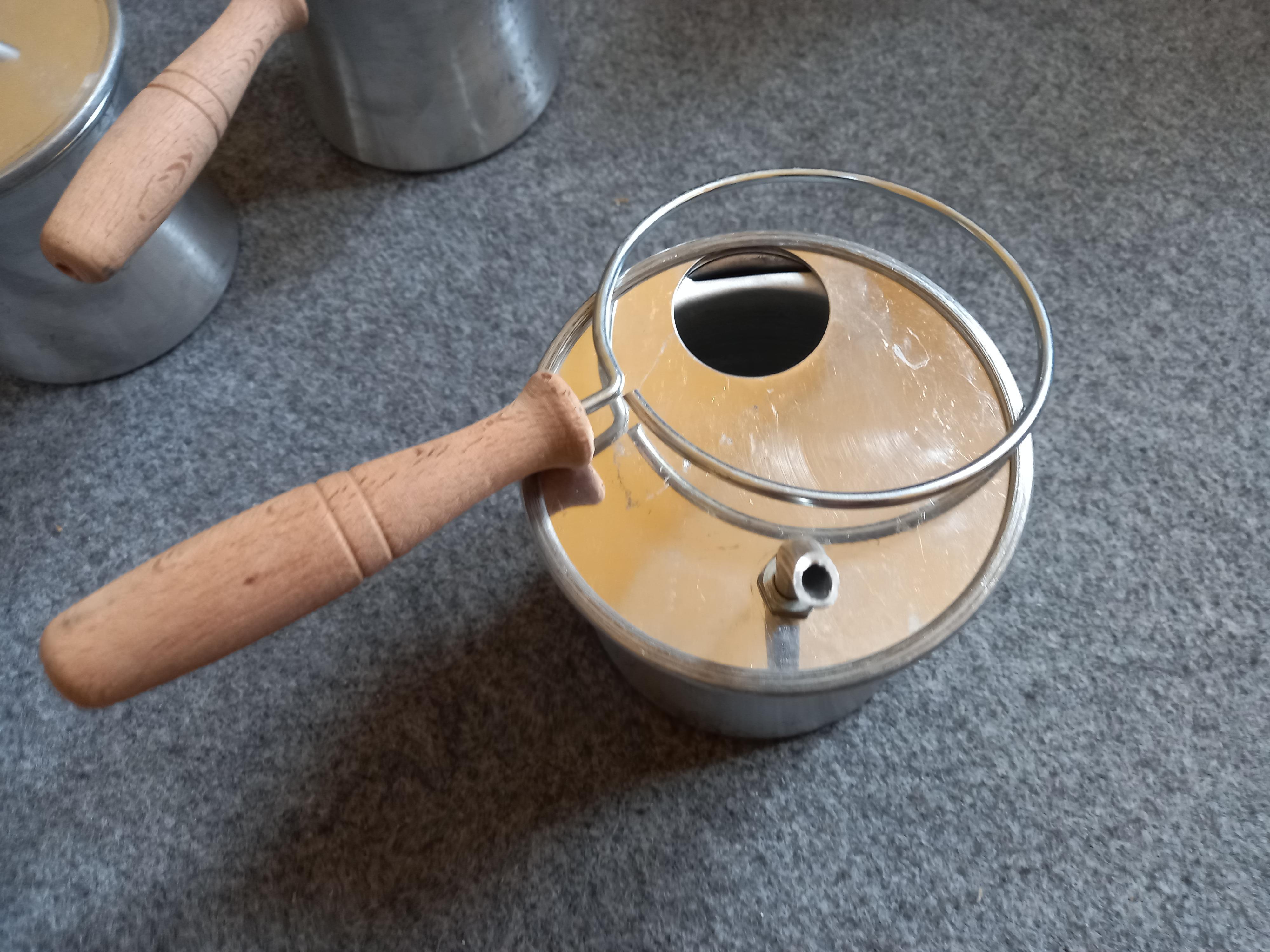 Bee Wax Melting Pot image