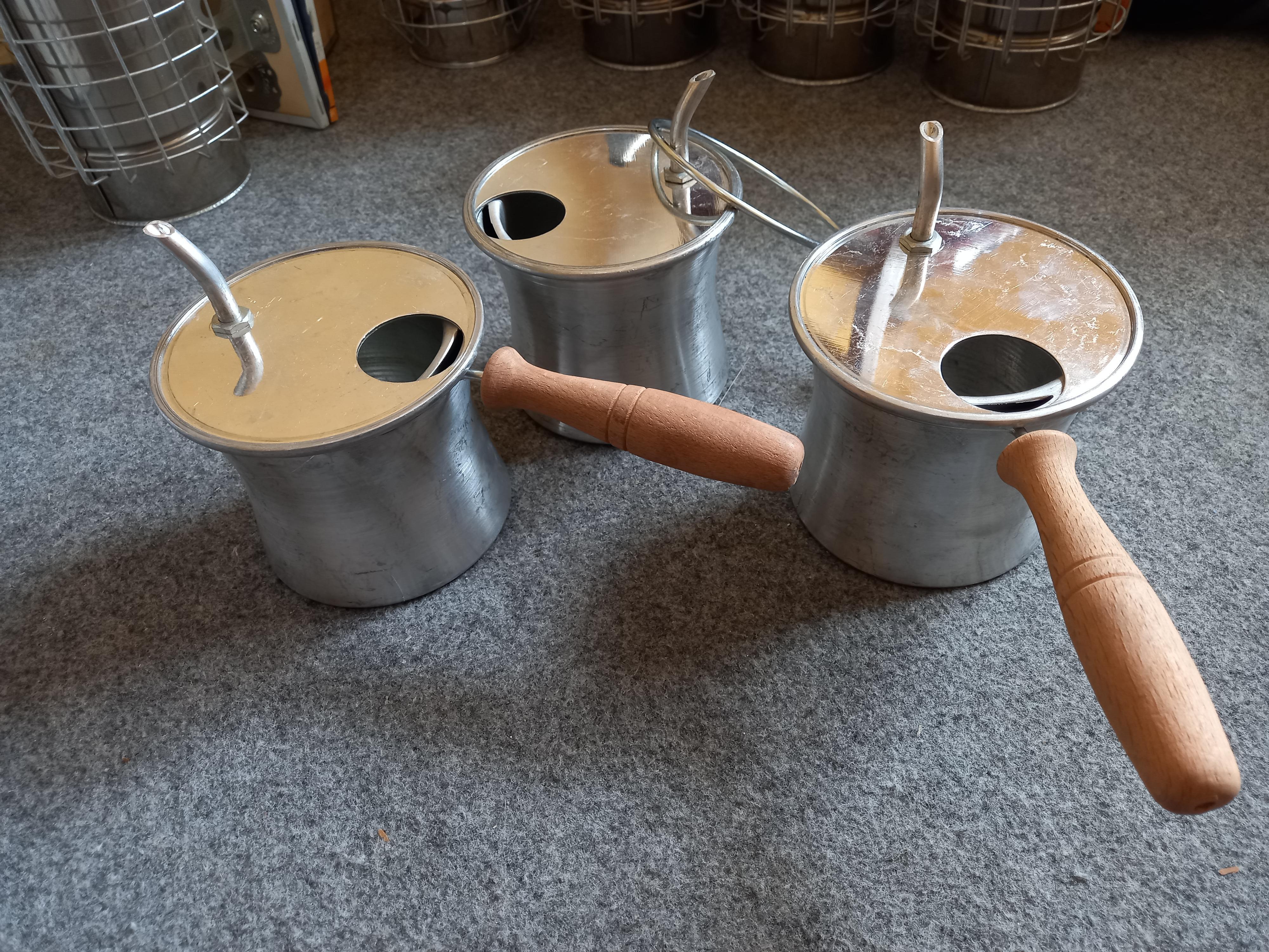 Bee Wax Melting Pot image