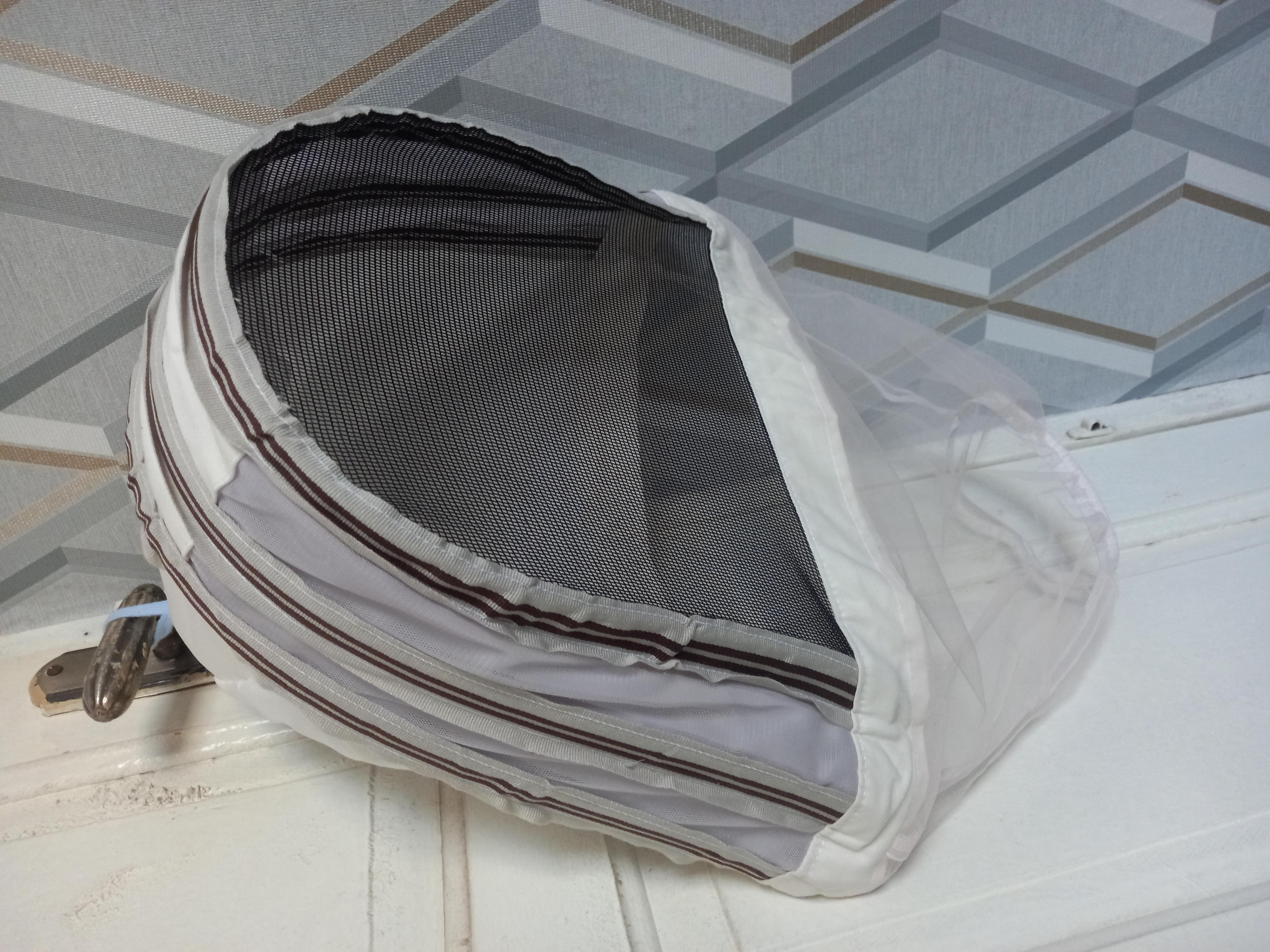 Beekeepers' astronaut protective head gear/ face shield