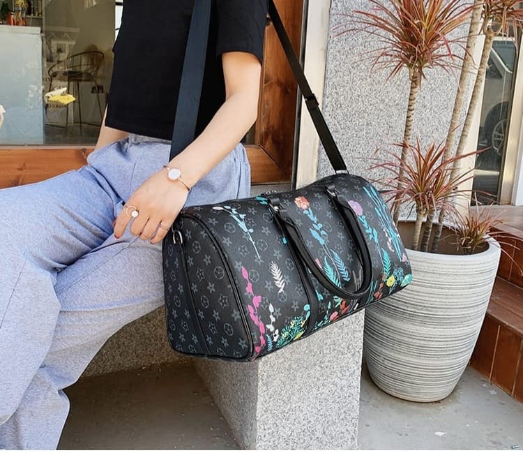 CUTE traveling bags for sale in Ghana