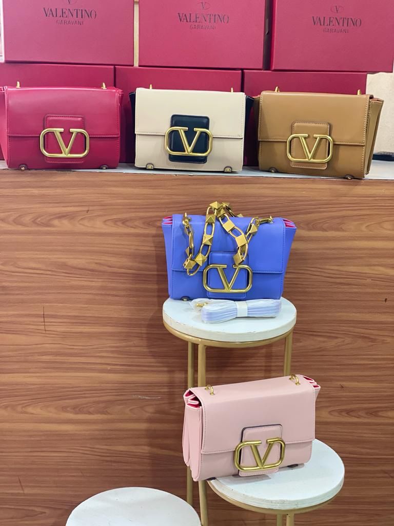 quality bags available in Ghana 🇬🇭