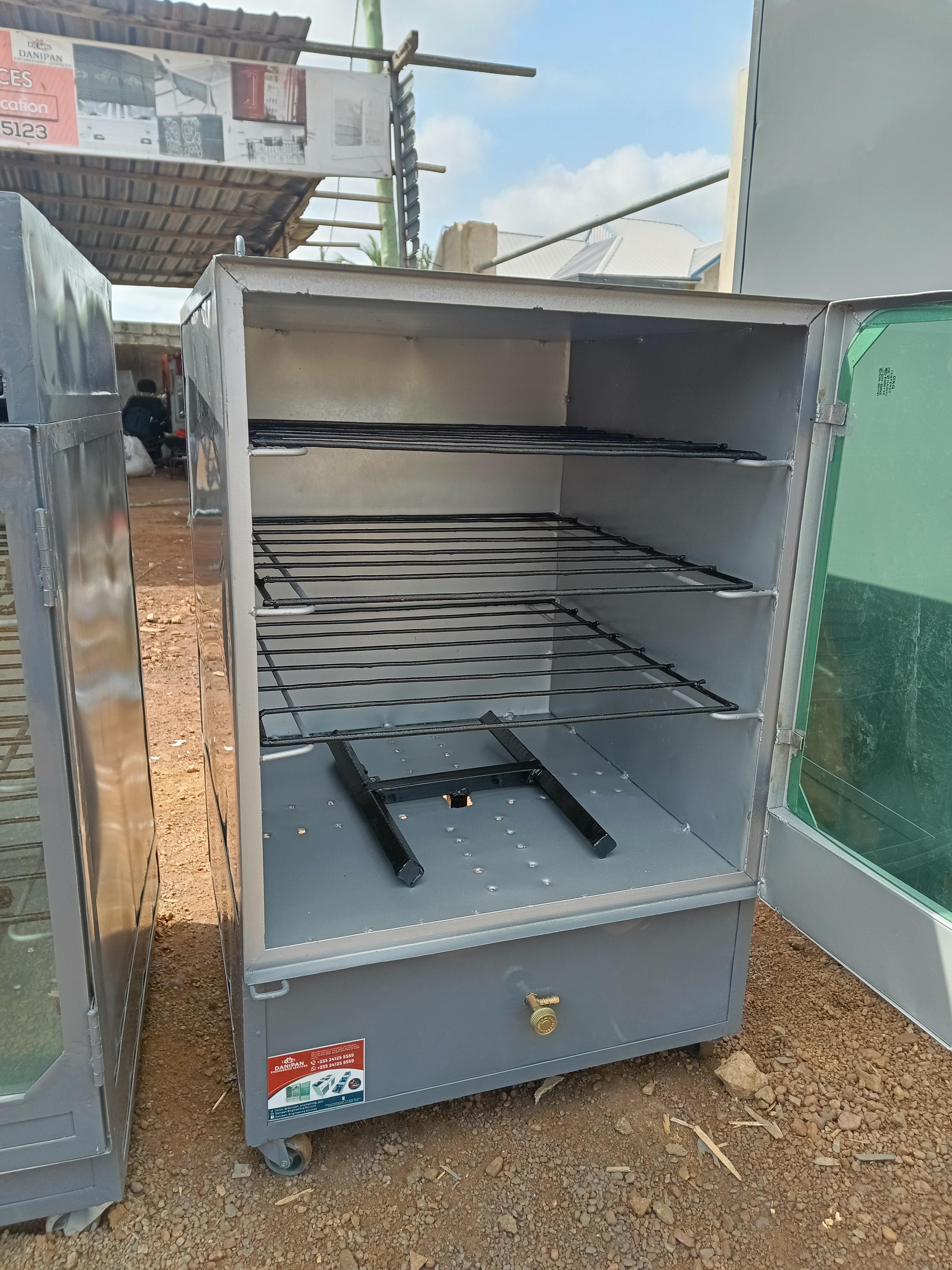 Locally made gas oven image