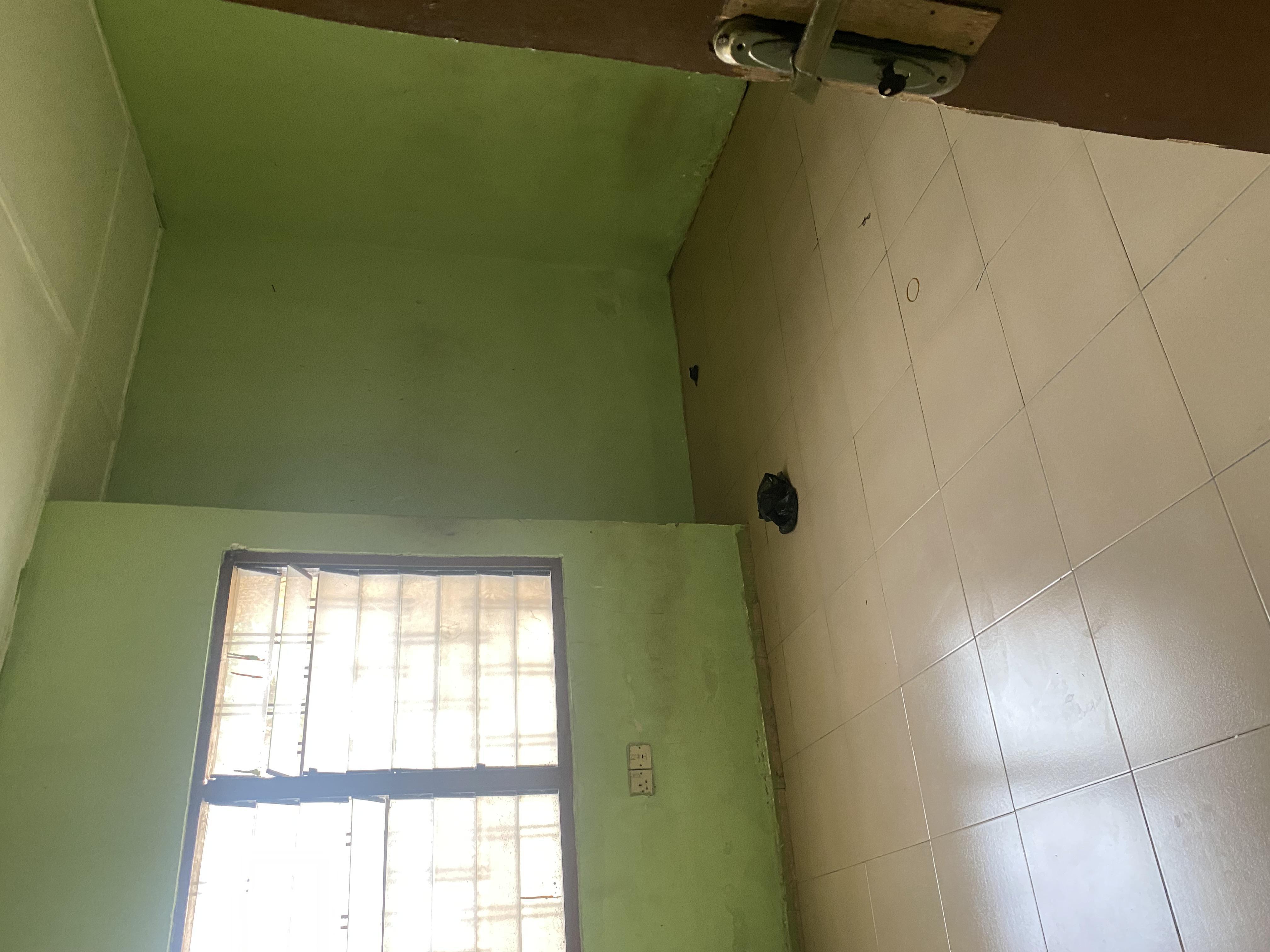 2 Bedrooms Houses &amp; Apartments for Rent in Dome image