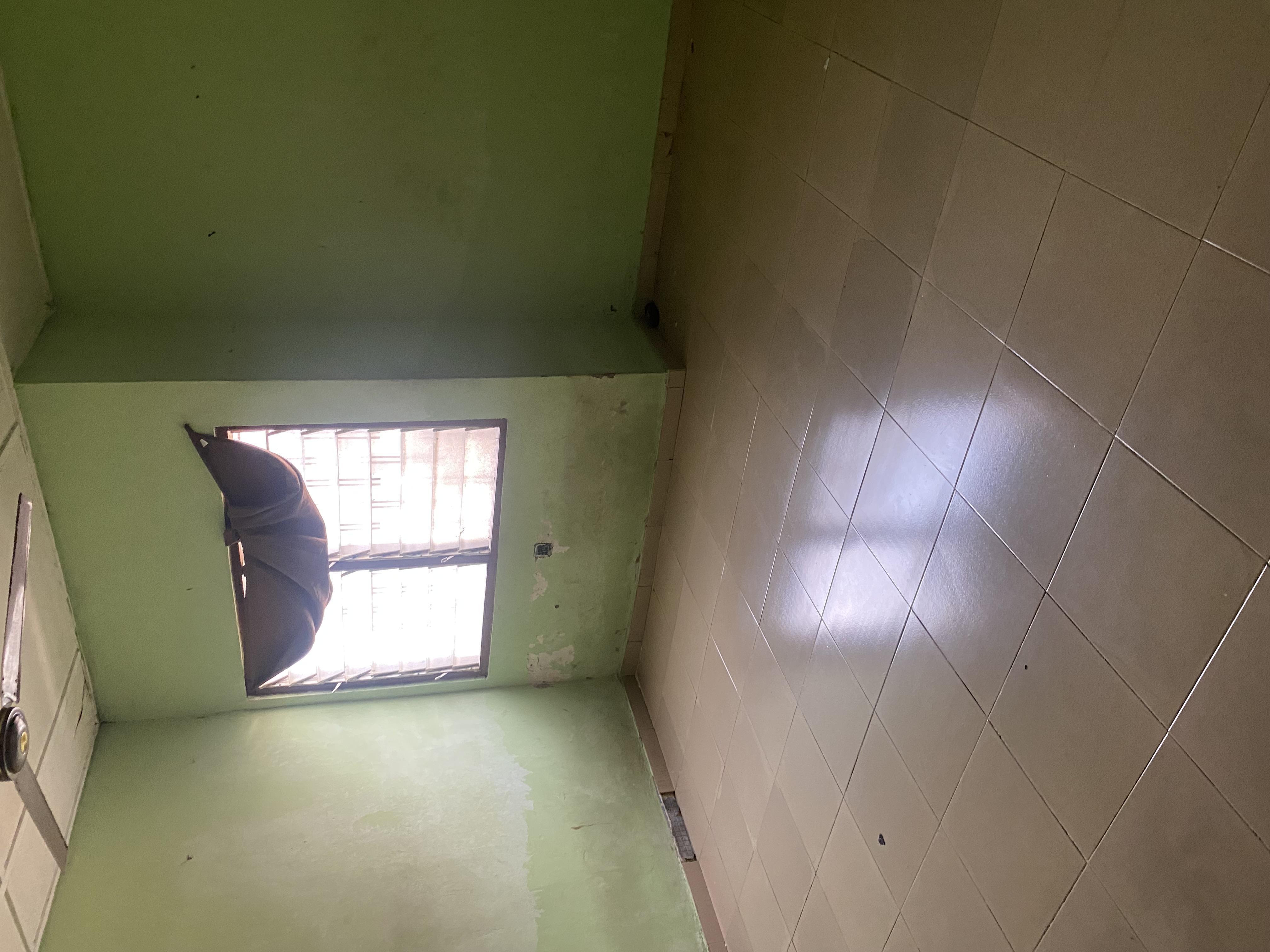 2 Bedrooms Houses &amp; Apartments for Rent in Dome image