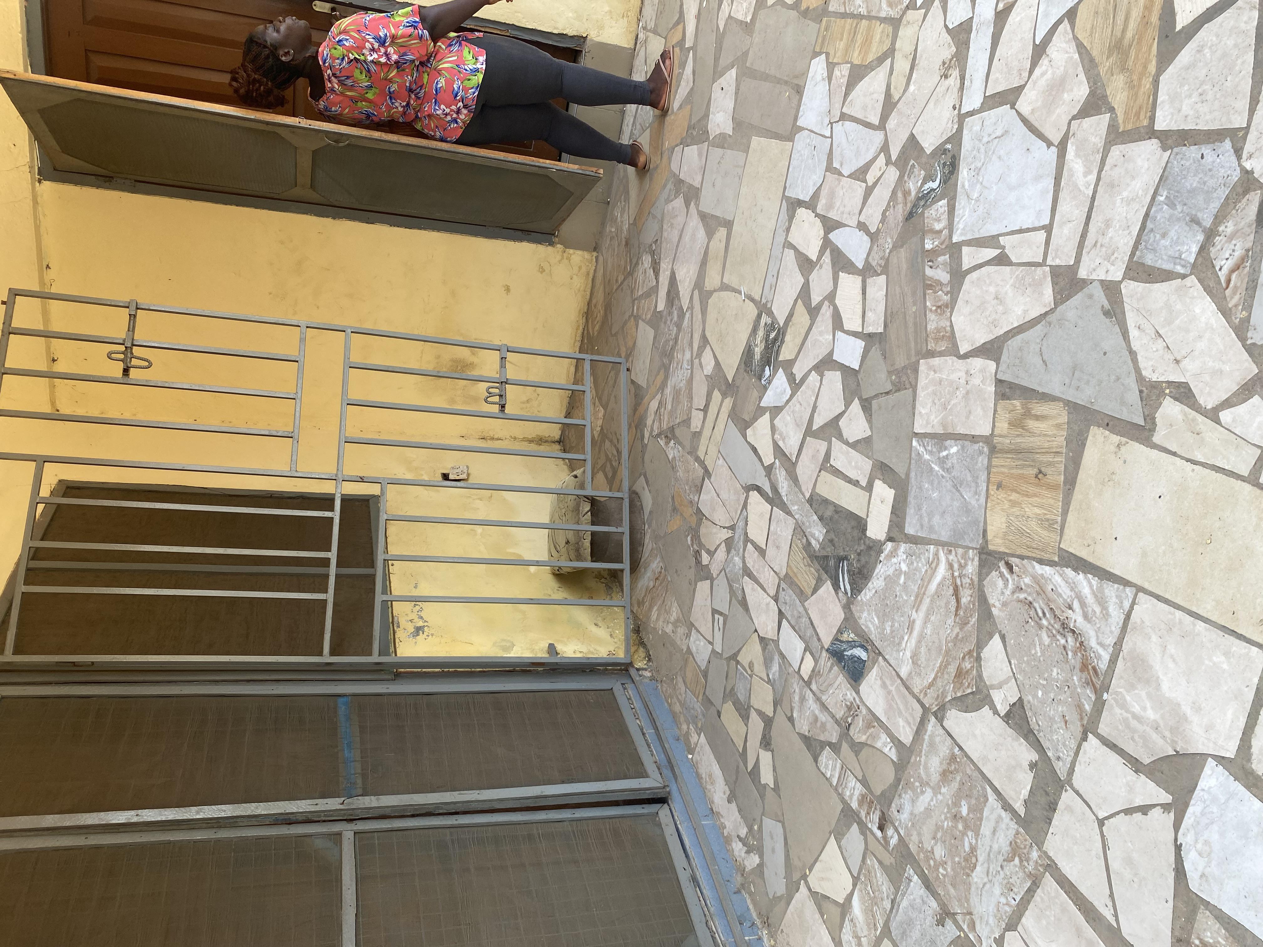 2 Bedrooms Houses &amp; Apartments for Rent in Dome image