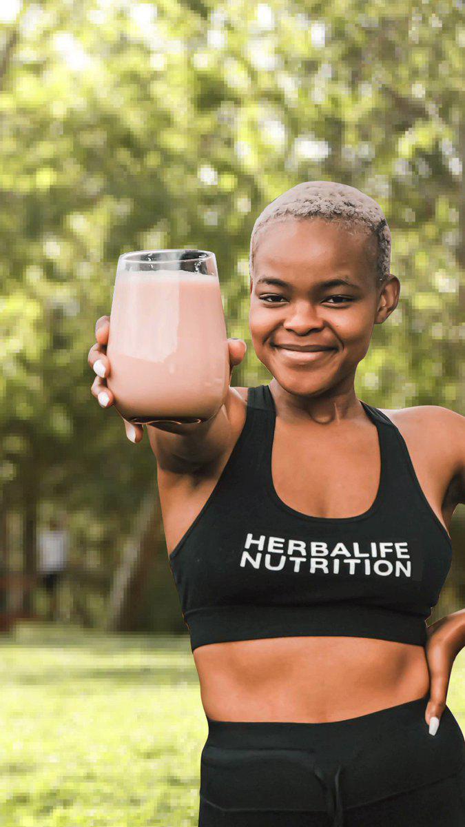 Herbalife Nutrition Shake Mix Vanilla Flavour Weightloss Package (Formula One Vanilla Shake 500Gm, Ppp 200Gm, Afresh Lemon 50Gm) image