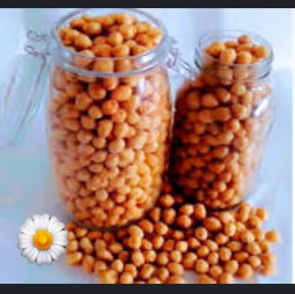 cruncy peanut  and chips