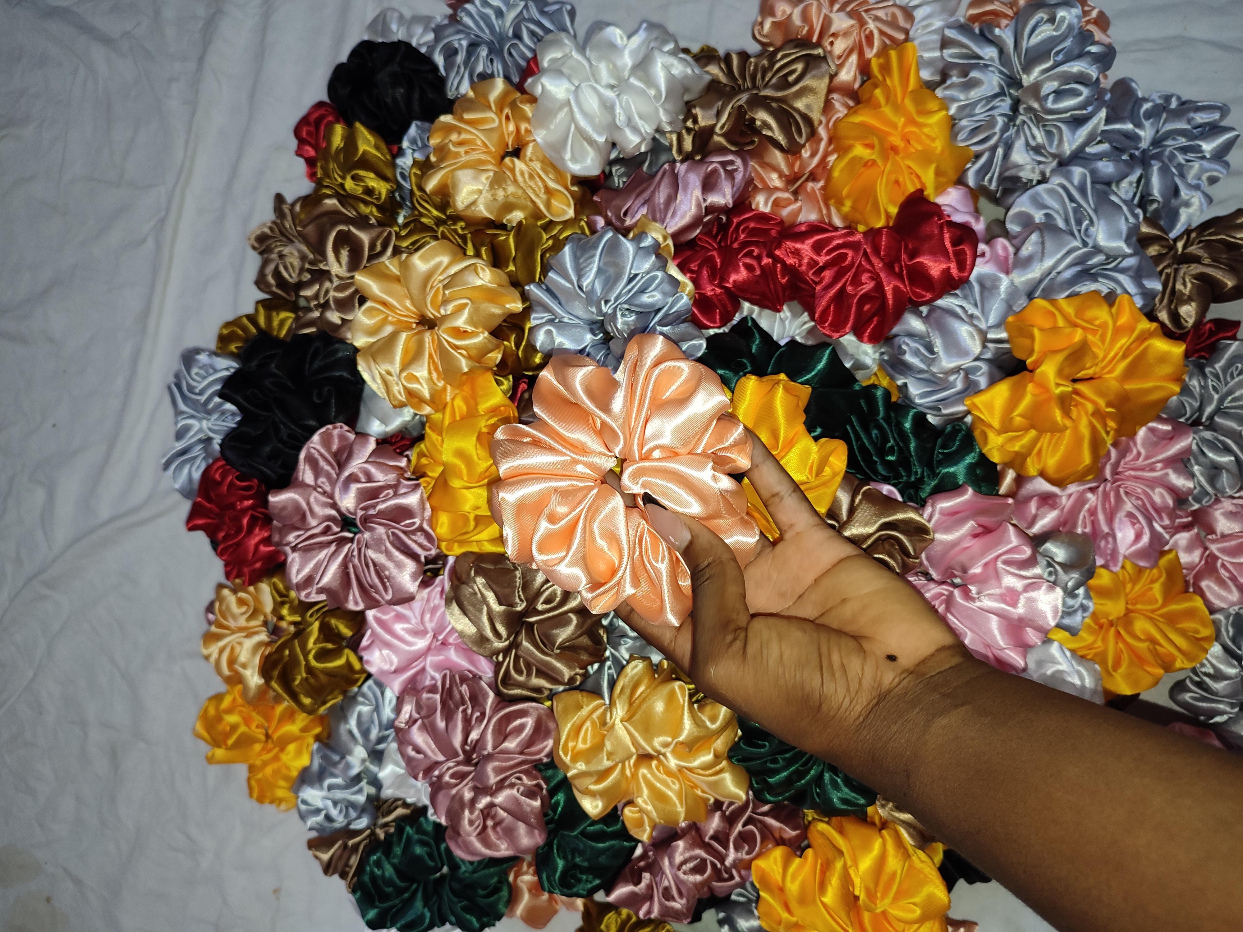 Scrunchies and Hair Accessories in Gahana image