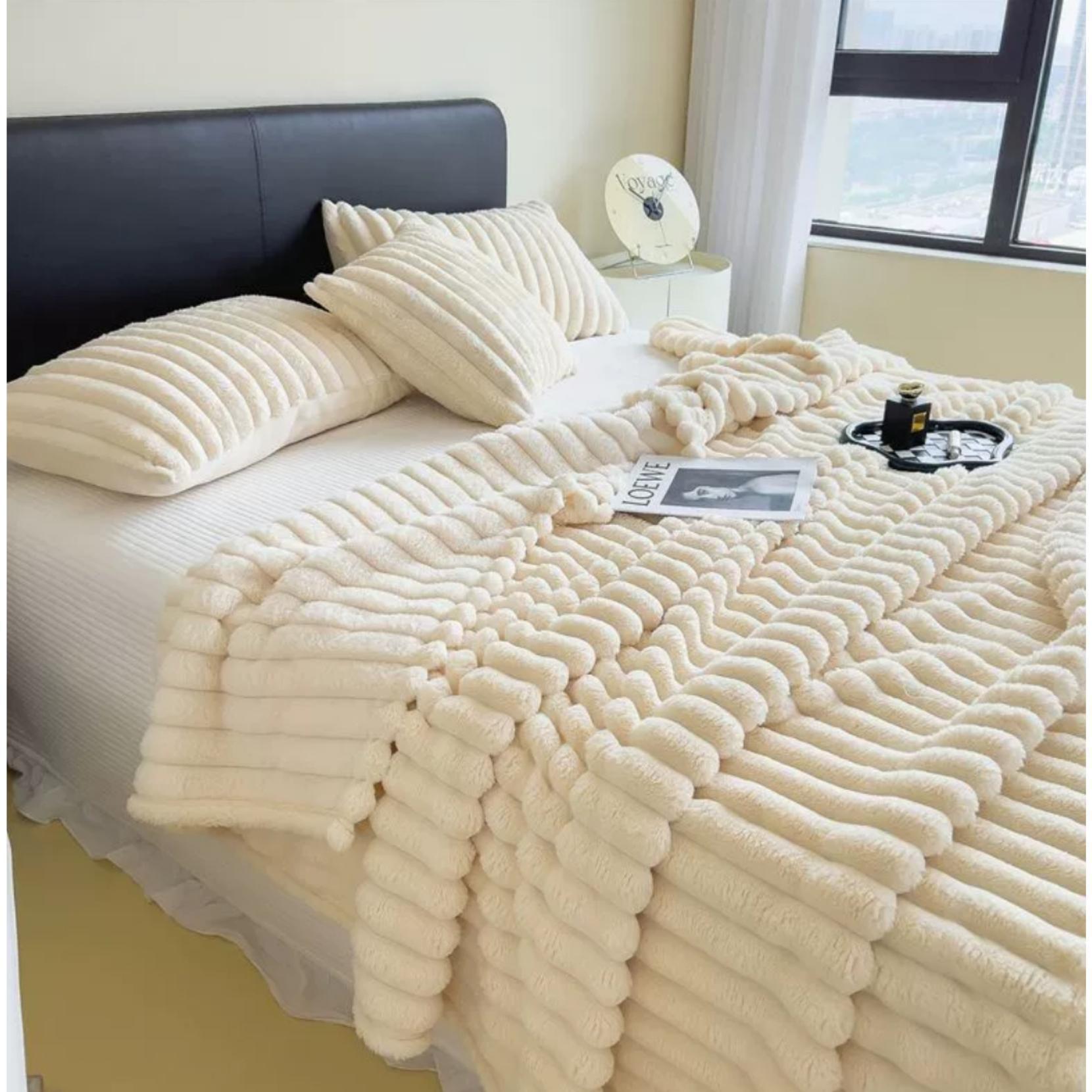 Flannel blanket in Ghana image