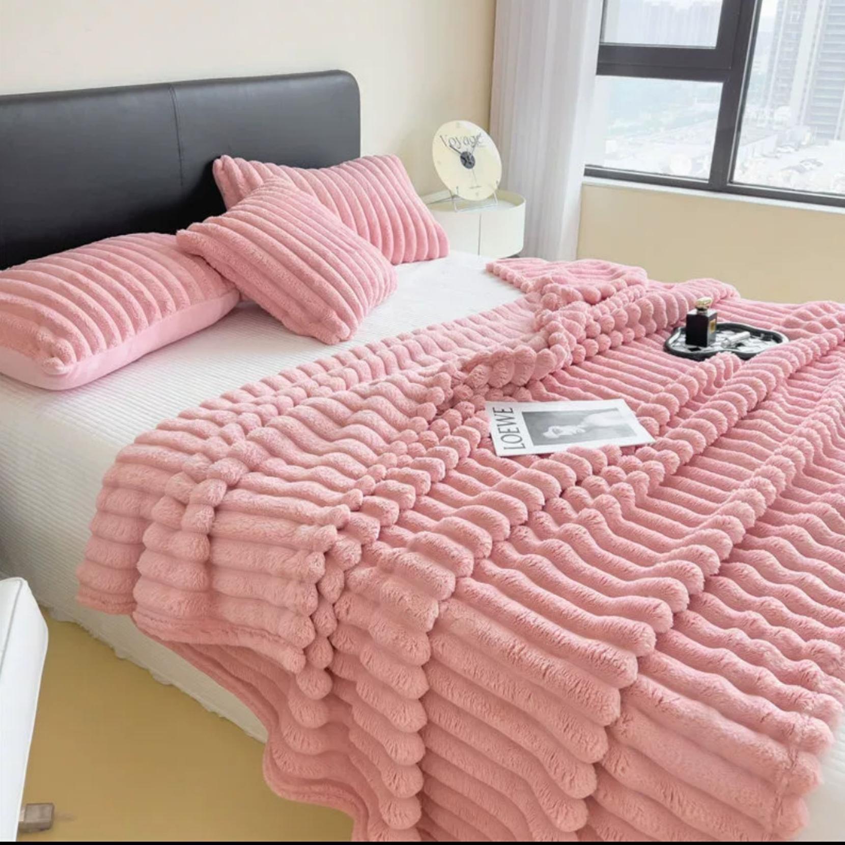 Flannel blanket in Ghana image